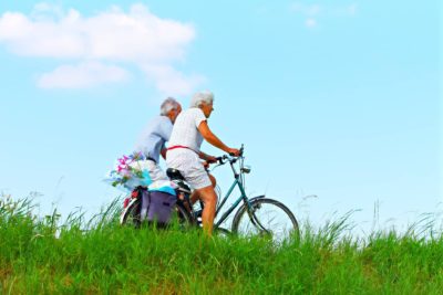 Aktywność ruchowa seniorów a zdrowie i sprawność fizyczna